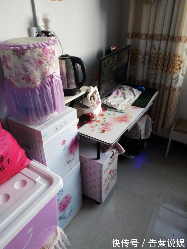 壁画|晒晒农村婆家的婚房,厨房超霸气,院里壁画大得吓人,你见过吗