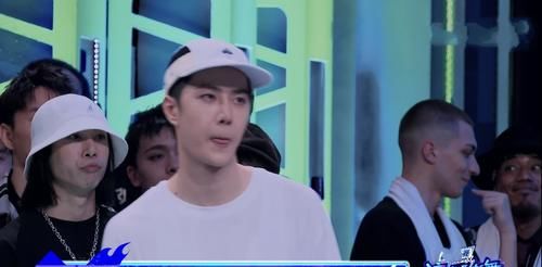 街舞4|《街舞4》四位隊長毛巾數(shù)量,張藝興獲得16條,王一博僅獲得7條