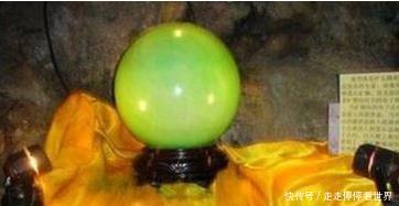 孙殿英当初“扔掉”的一块布,为何能拍出1.3亿的高价