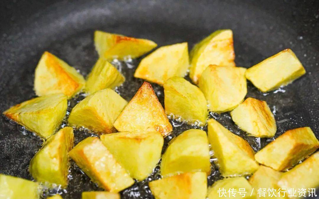 排骨和它是绝配!滋补下饭不油腻,一滴汤汁都不剩,香到骨头都吃掉!