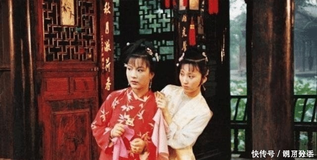 王妃|红楼梦里最假的人,行为举止连刘姥姥都不如,却是十二金钗之一!
