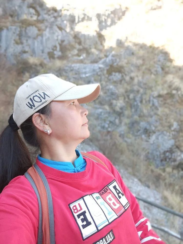 指南村|登顶东川小牯牛山——慈悲殿