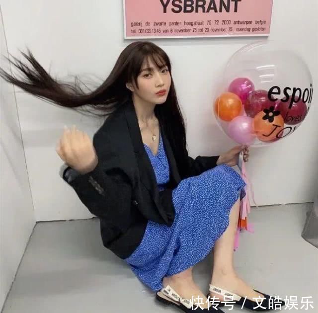 还在嫌弃碎花裙土气教你3招碎花穿出高大上，明星都上头