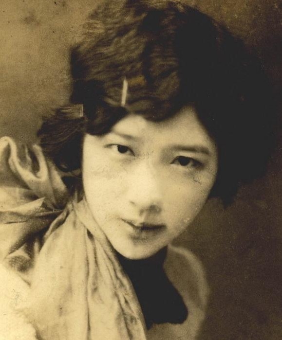 战乱$医生告诉她你活不过五十岁了,她却活到了93岁,而医生早已逝去