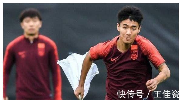 李霄鹏|同样五后卫却是不同的李家军?国足世预赛赢不了日本,但要赢越南