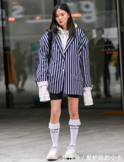 打开方式|学会穿西装,你就掌握了潮流秘诀,早秋最气质时髦的打开方式