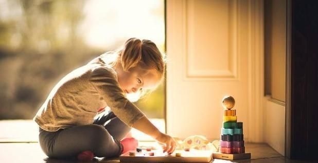 家长|代表高智商的3个“怪癖”,若孩子满足1个就幸运,家长别瞎纠正