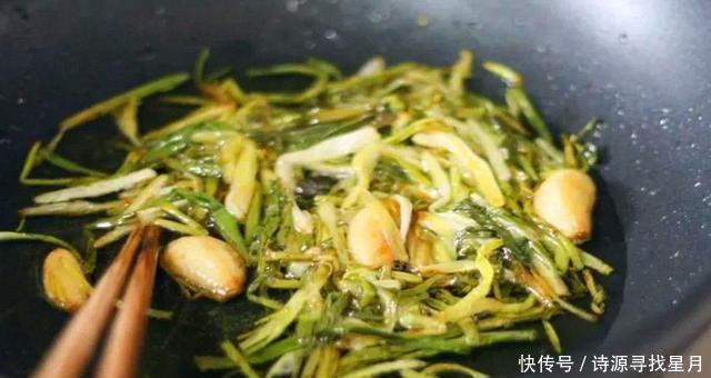 入味|香菜这么做,一周必做2次,咸香入味,不用腌直接就能吃,超下饭