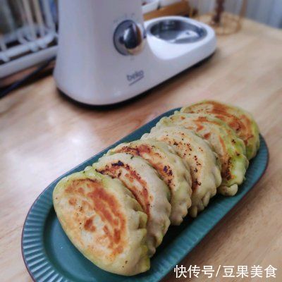 那一碗令人神往的韭菜盒子