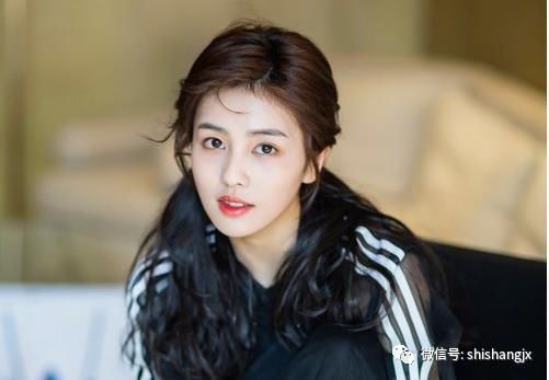 马尾辫|教你几种扎马尾辫的实用小技巧,学会之后你就是马尾辫美女