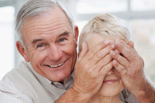 步速|50岁以上,每天坚持走这个步数就够了,同时需要注意这3点!