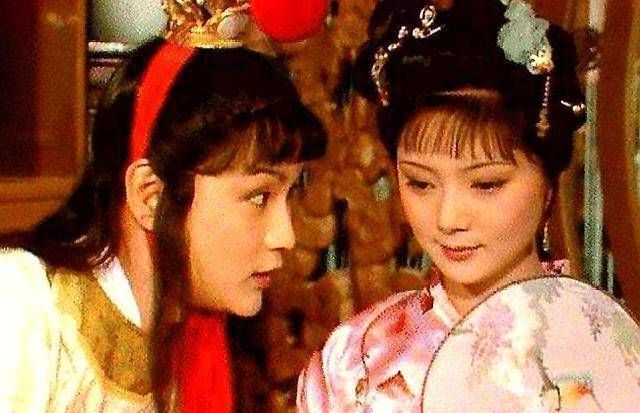 贾璧&贾宝玉只是“乳名”,他的大名是什么?暗示黛玉无缘、宝钗成婚