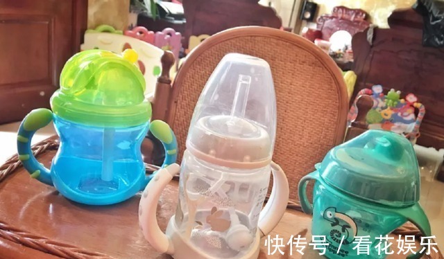 舌头|女孩喝水被水杯“卡住舌头”,家有这类水杯要注意,别给孩子用了