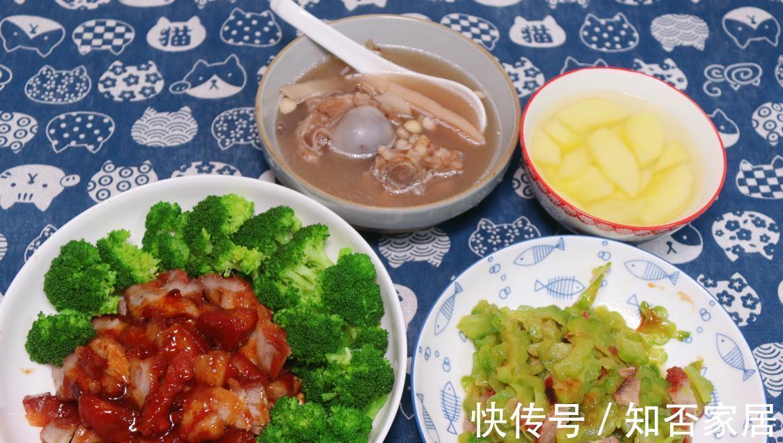 老公每月给3千伙食费,一顿饭平均我花了80元,重点是周日那一餐