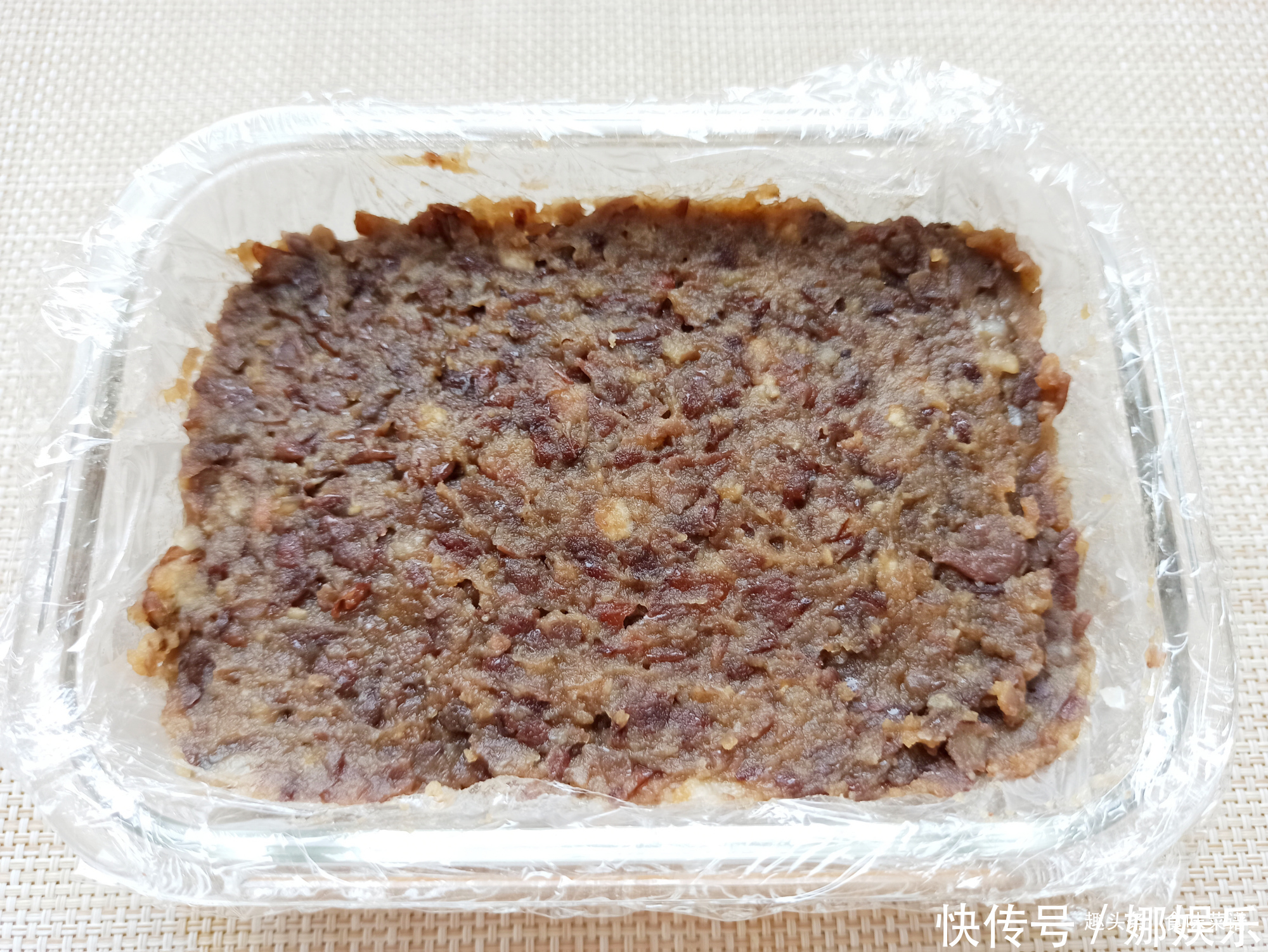 1碗糯米1碗红豆,教你软糯香甜的糯米糕,做法简单,孩子最喜欢吃