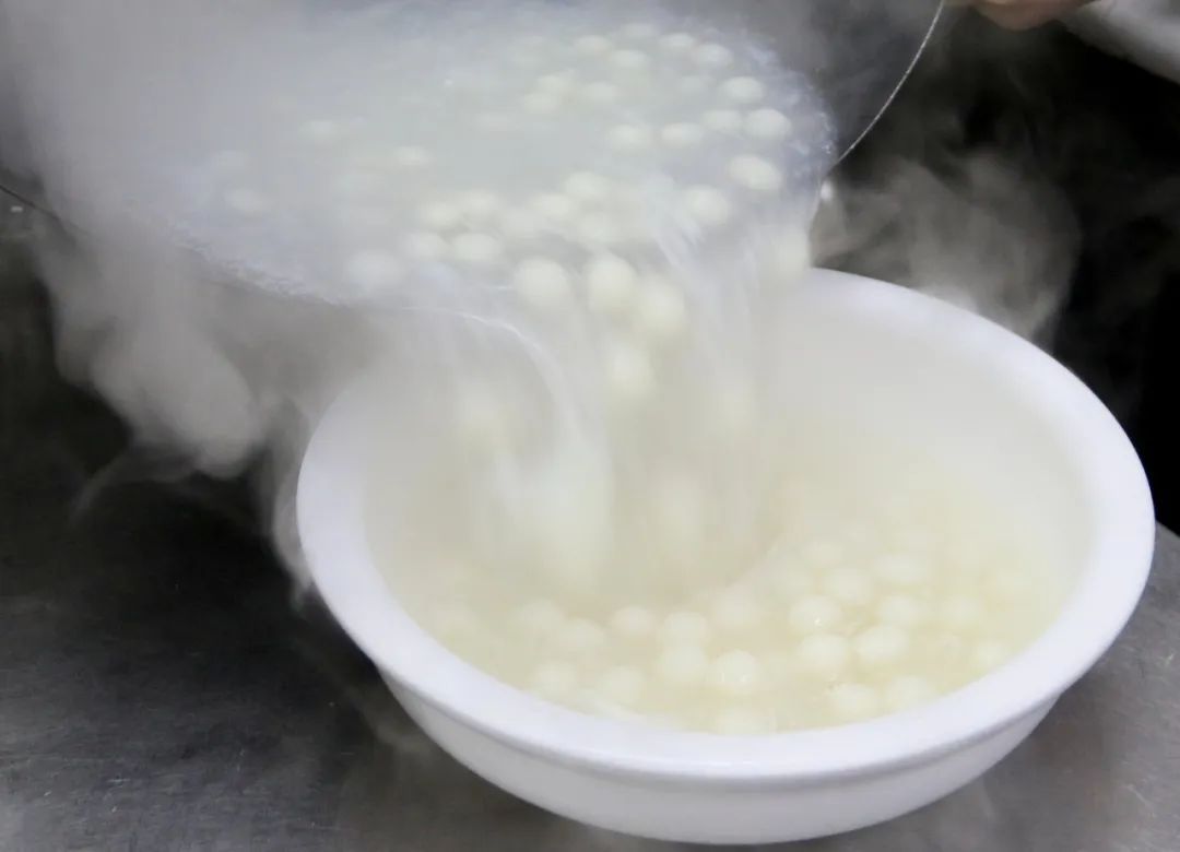  嘴角|没吃饭的千万别点！我的嘴角已经流下悔恨的泪水