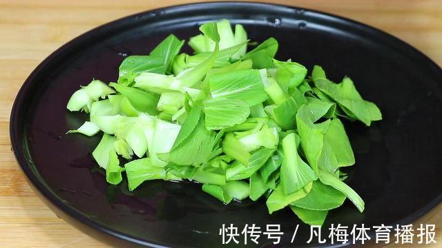 筷子|天冷想吃疙瘩汤,教你一招,不用筷子搅,1分钟做一大盘