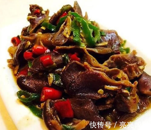 饭菜|香浓可口的几道下饭菜,好吃易做上桌快,蒸好的排骨滤掉汤汁
