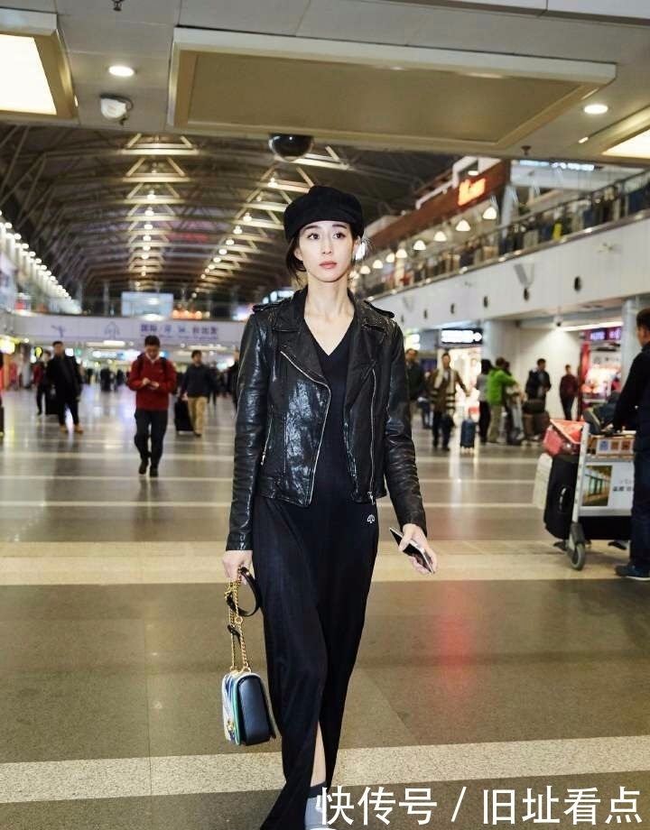 帅气|张钧甯这裤子都洗到发白了,居然还在穿!