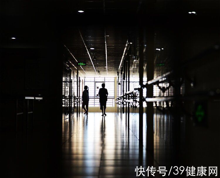 dn32岁复旦女博士患癌,8次化疗离世,她死前的一个反思,令人警醒