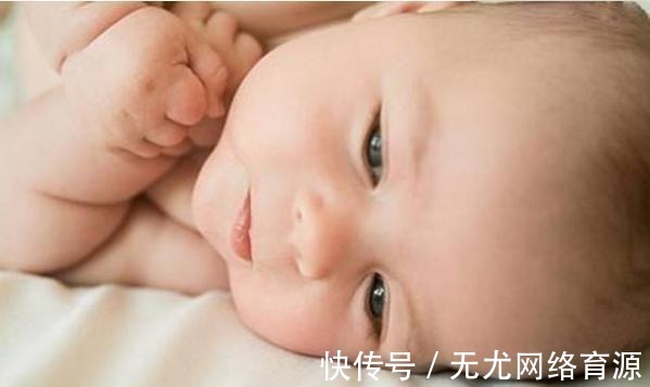 妈妈|出生十天的宝宝得“乳腺炎”, 医生训斥年轻妈妈太愚昧!