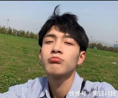 发型 男生自认为很帅,女生却不想看第二眼的几款发型,希望你一个没中