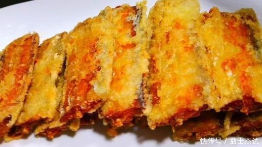 炸带鱼时,万万不可直接下锅炸,多加这1步,带鱼不腥不腻又酥脆