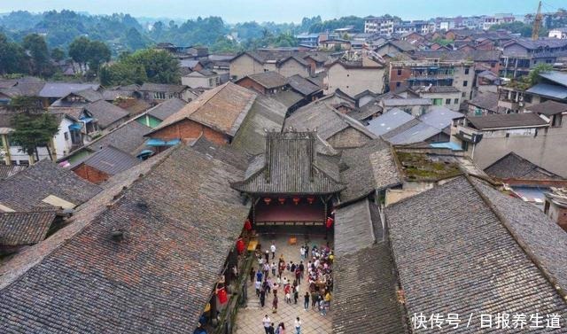 中国“最神秘”古镇至今过着清朝的生活，被誉为中国的诺亚方舟！