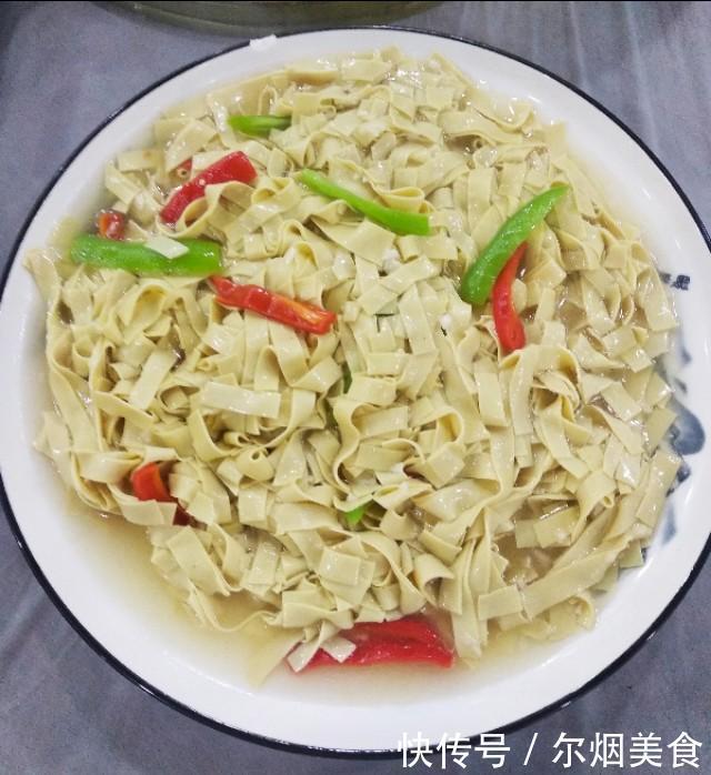 东北人上饭店喝酒，必点的几道“小毛菜”，看看你最喜欢哪一道