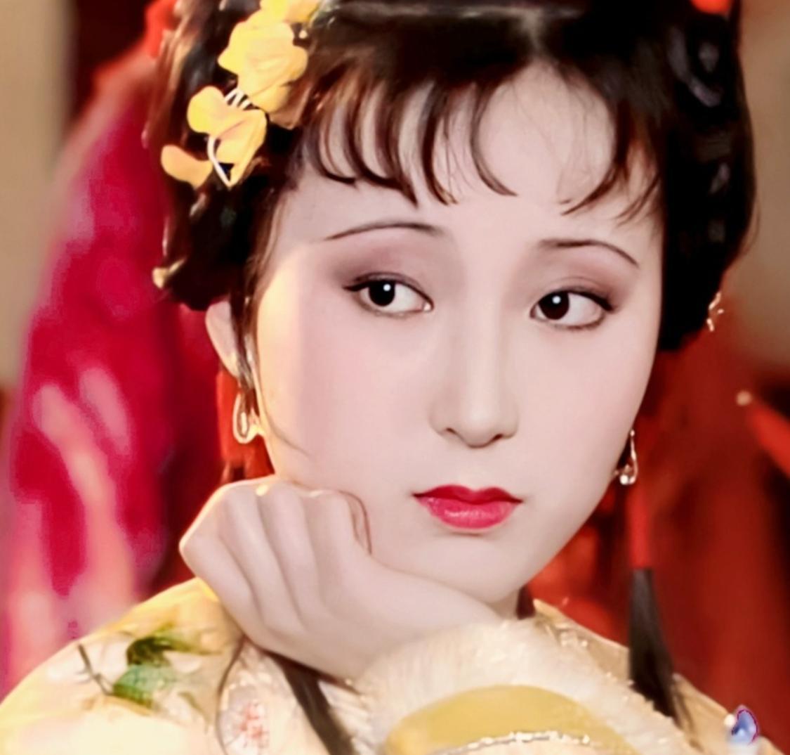 湘云&很少有谁敢拿林黛玉打趣,自诩“是真名士”的史湘云也一样吗?