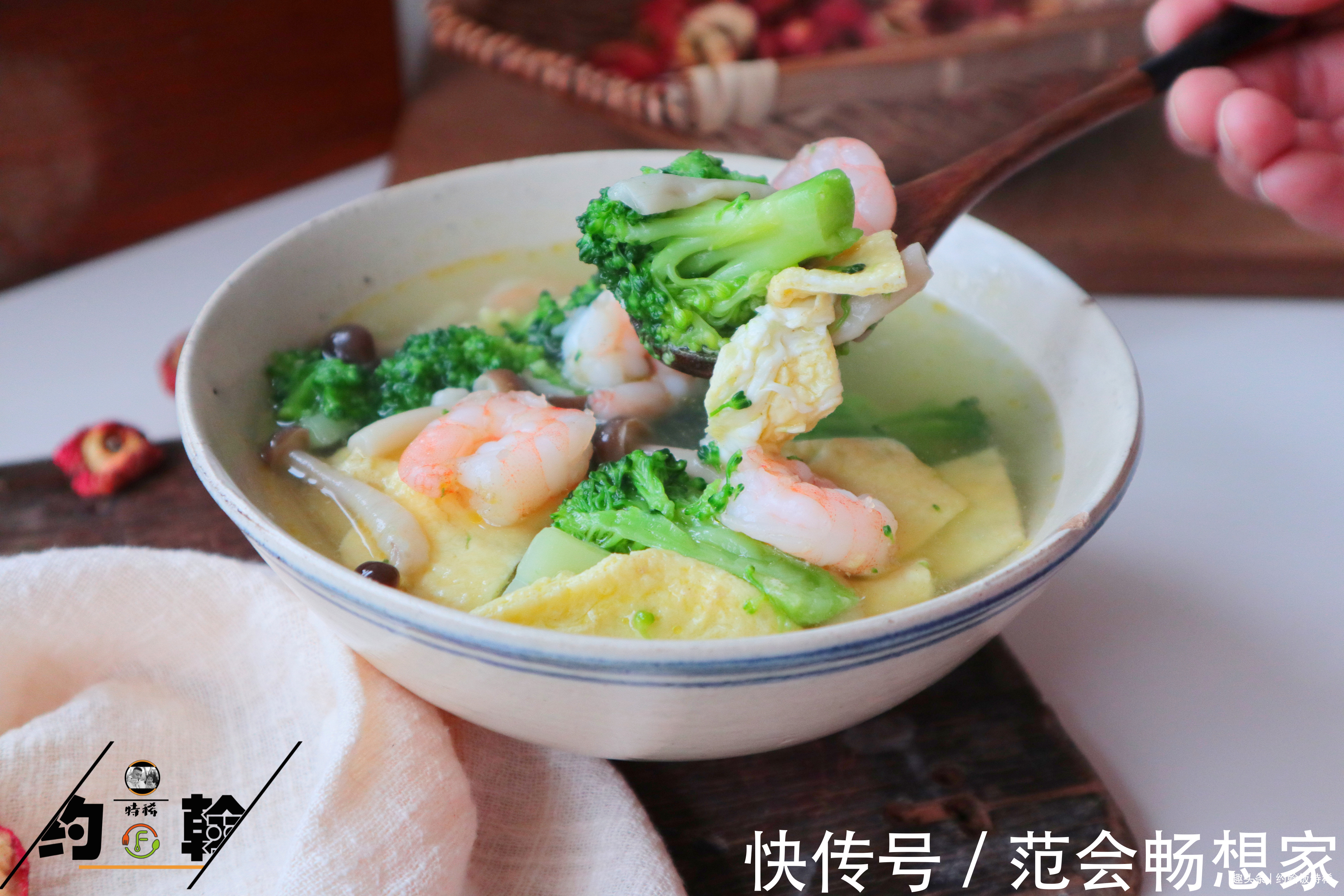 蟹味菇|春天,西蓝花和鸡蛋一起煮,坚持每天喝一碗,很多人不知道有啥用