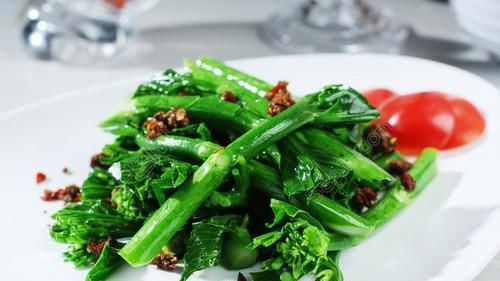 女人想肌肤白嫩，推荐吃以下食物，白嫩肌肤，活血排毒，气色好