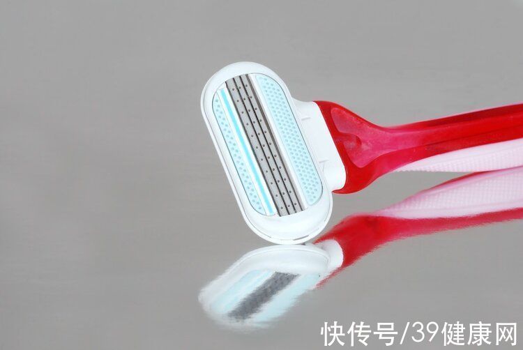 光秃秃|“下面”的毛有什么用？为什么有些人光秃秃的？医生说了3个原因