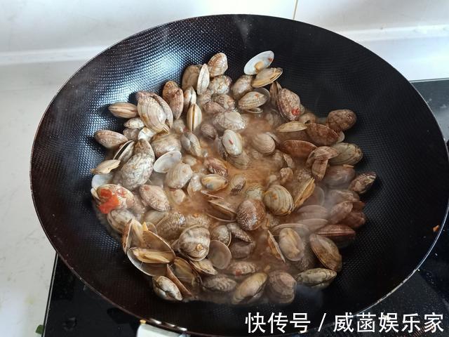 新春家宴10个菜,半小时左右就上桌,朋友夸老公倍有面子