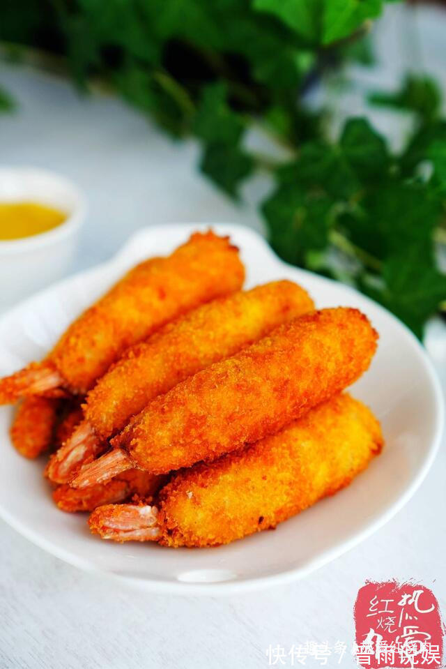 没想到山药和虾仁还能这么做,外酥里嫩不油腻,老人孩子特爱吃