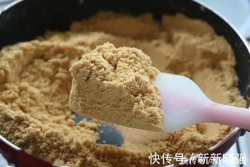 香甜|黄豆和糯米粉还能这样吃，一口一个，香甜软糯，满满的童年记忆