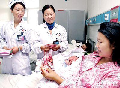 病房|穷孕妇和富孕妇住在一个病房,生完孩子后,俩人的待遇让人唏嘘