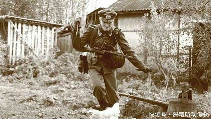 希姆莱|历史上过目难忘瞬间:穿文胸的“男德军”,图9一名日本鬼子犯了54条罪