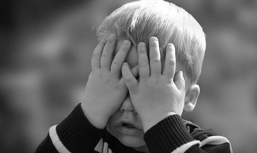 小朋友|被国外禁售的儿童用品,却被我们奉为带娃神器,别等娃受伤才后悔