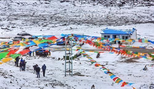 西藏地区|中国“最霸道”的景区，不但要收门票，游客还必须押身份证