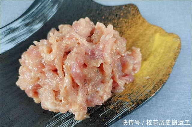 鱼香肉丝好吃有窍门!记住“123”的口诀,肉丝滑嫩,香味十足