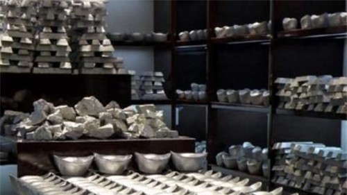 古代银子的真实样貌:表面黑不溜秋、布满牙印,和荧屏上完全不同