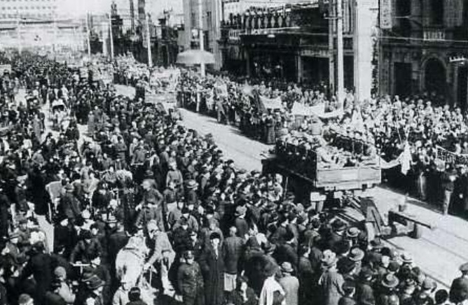 将领|北平和平起义后,老蒋一部分手下嫡系将领,是如何处理的?