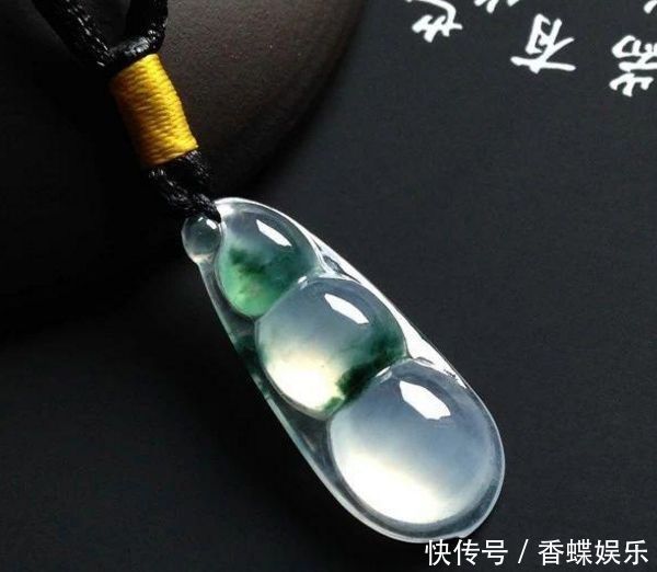 对翡翠不够了解这里有关于翡翠的全面知识,看完就是小行家了