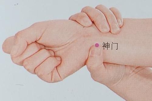 少病|身上的“5扇门”,通向身体的“五脏”,经常拍一拍,少病更长寿