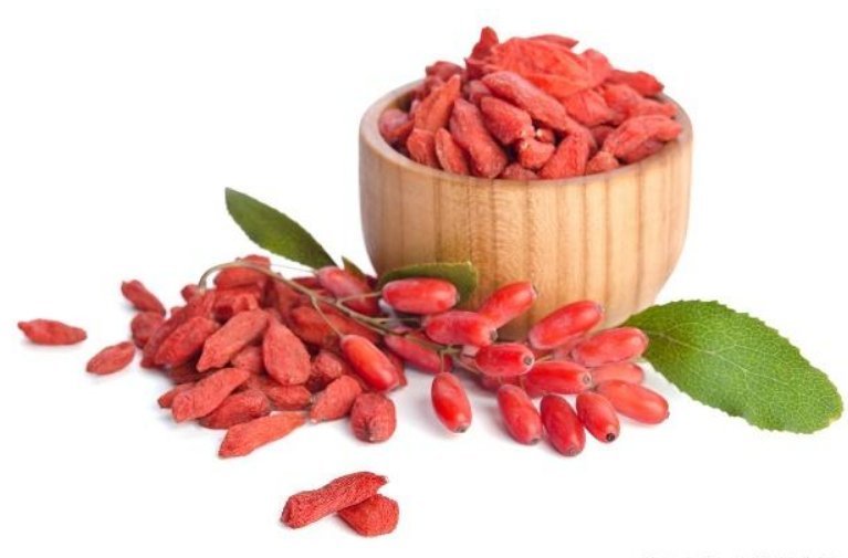 让你爱上用枸杞泡水喝的理由，原来有这么多，难怪有人爱不释手