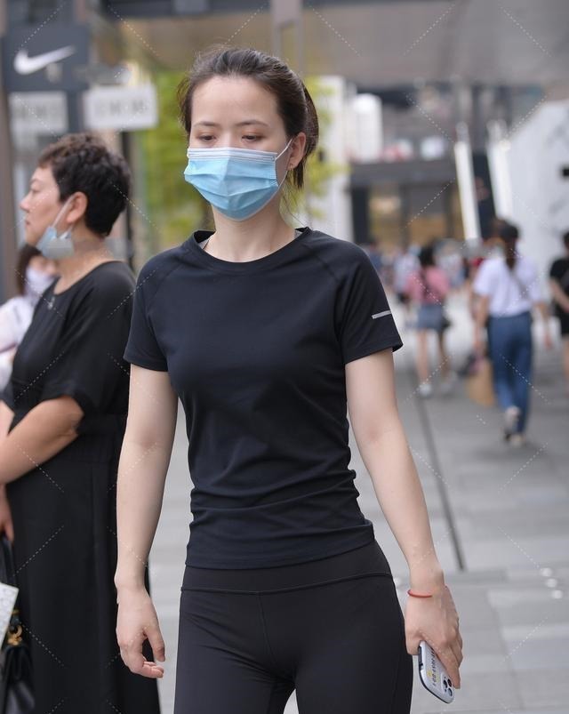 打底裤 穿出时尚魅力的打底裤装扮,风范迷人呈现成熟之美,太漂亮了!