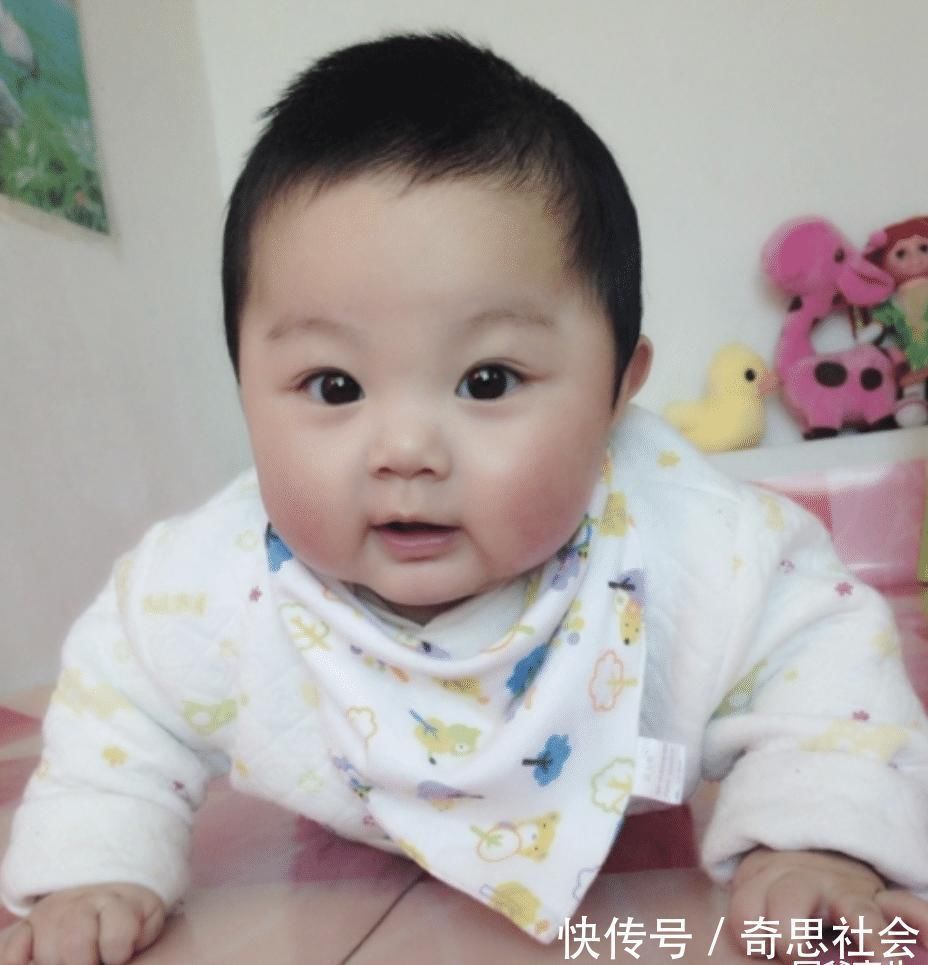 宝莉|胎儿的智商和外貌随爸爸还是妈妈?医生给出标准答案,很有道理