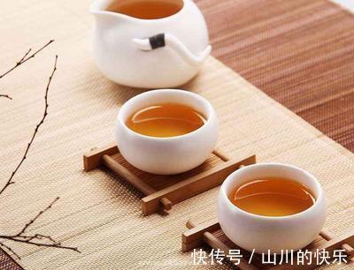 菊花茶|秋天还在乱喝茶?秋季喝什么茶最好?不妨听听医生怎么说