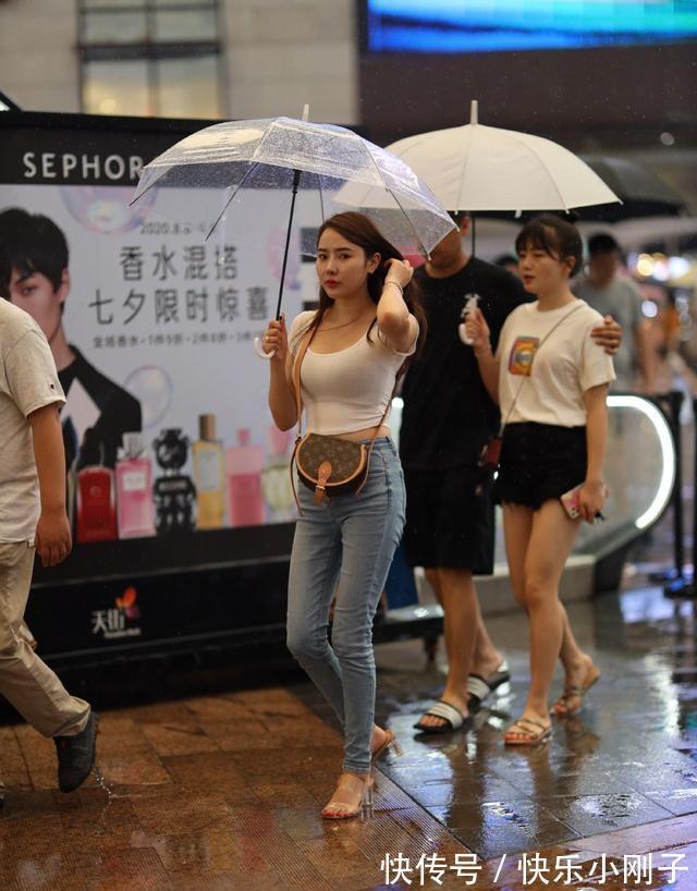 半裤 气质出众的打底裤搭配技巧,选对裙型的女生,简约休闲